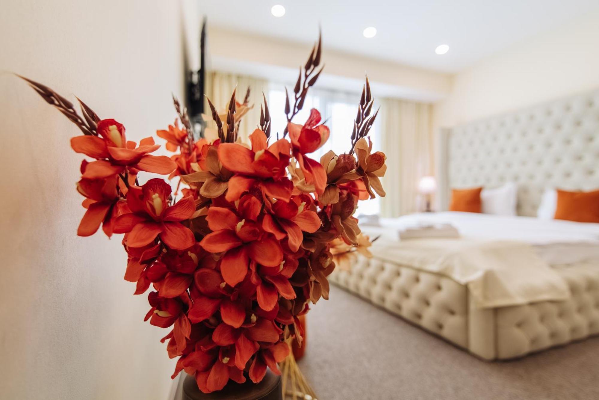 Royal Plaza Hotel تبليسي الغرفة الصورة